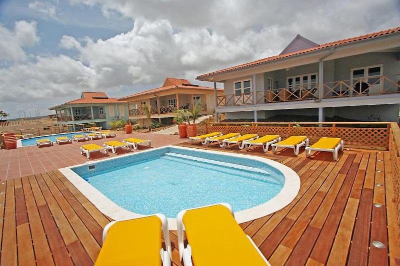 Caribbean Club Bonaire Aparthotel Bagian luar foto