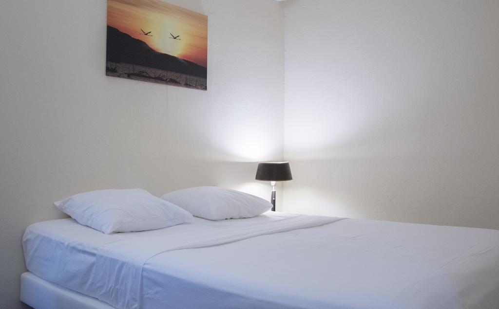 Caribbean Club Bonaire Aparthotel Bagian luar foto